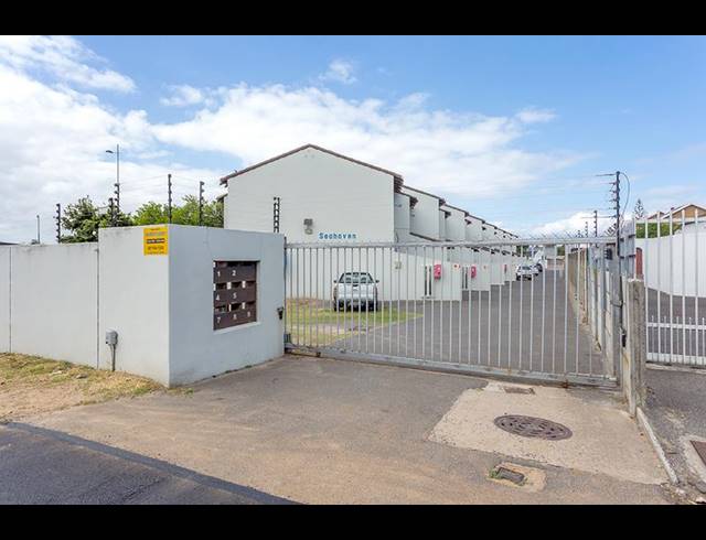 3 BEDROOM DUPLEX FOR SALE IN WAVES EDGE